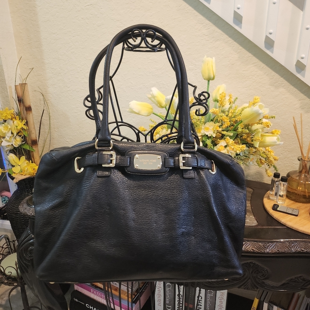 Michael Kors Hamilton Weekender XL Pebbled Leather Shoulder Bag